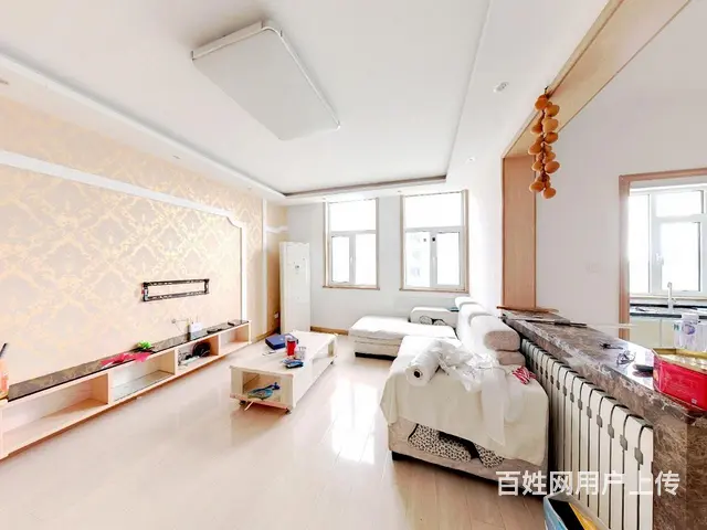 府前小高层，通透大三居，全明户型，精装修诚意出售 - 图片 1