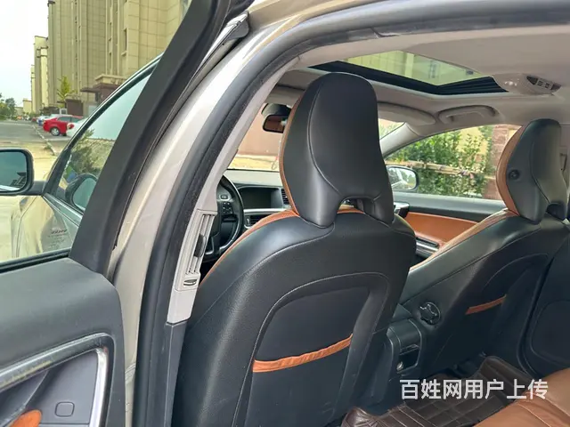 沃尔沃S60 2012款 2.0T 双离合 T5 智尊版 - 图片 7