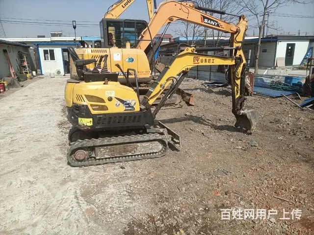 21年合资匠工20微挖便宜卖了3万 - 图片 1