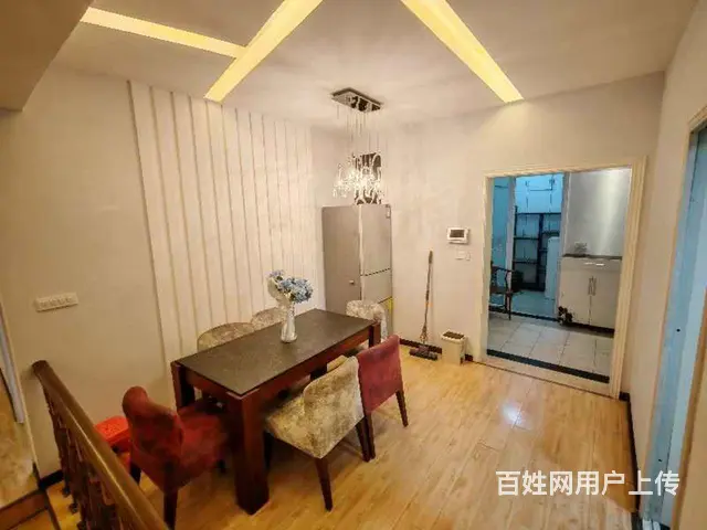 满二 首付5万 二中旁 人民公园《倾城时代广场》 - 图片 4