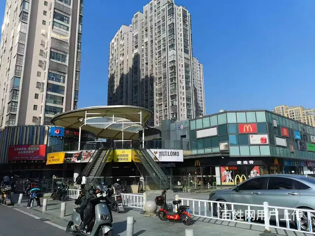 搜铺常州大学城北广场地铁口加盟品牌酸菜鱼转让 - 图片 4