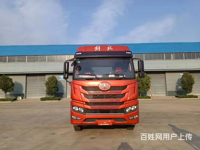 解放前四后八碳钢不锈钢罐体30方运水车 液体运输车 - 图片 3