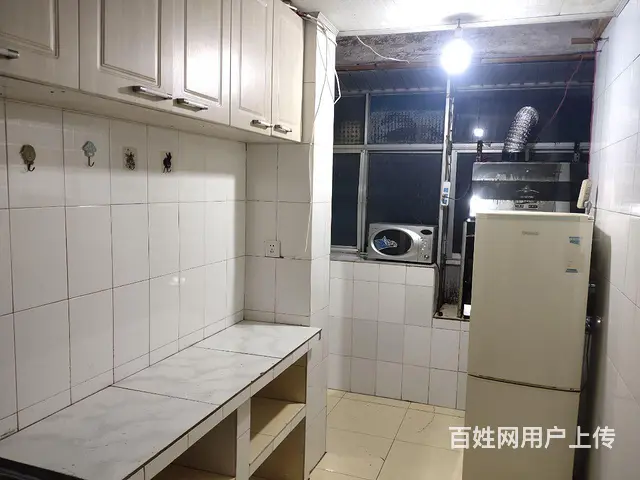 出租地铁1号线工农路地铁口两室一厅住房 - 图片 5