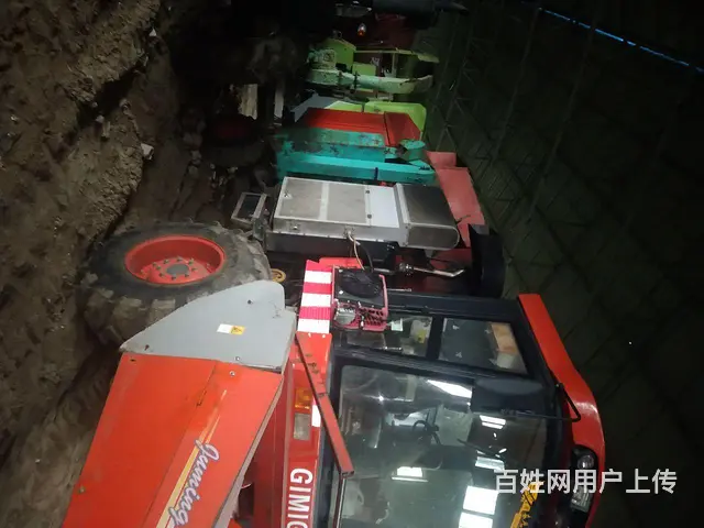 19年巨明556液压行走一杆操作 - 图片 2