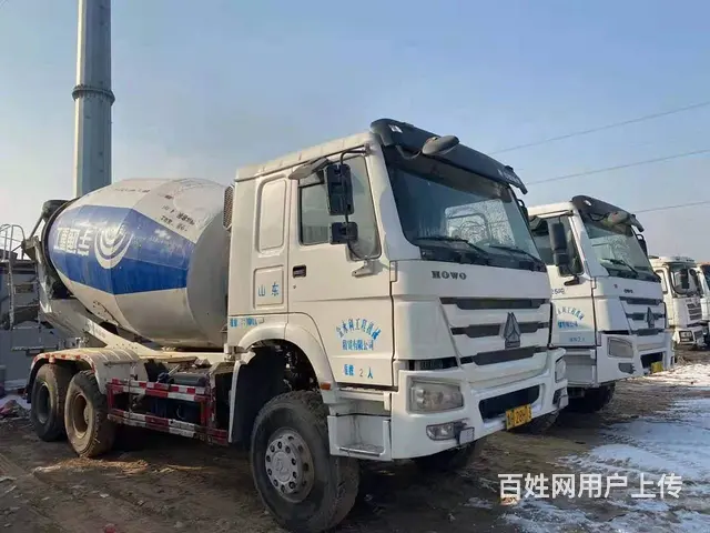 两台国四二手豪沃搅拌车 大14方 后八轮340马力 - 图片 1