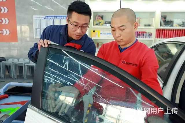 学汽车维修，学新能源汽车维修，学汽车美容车衣贴膜 - 图片 12
