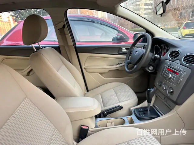 福特 福克斯 2009款 福克斯-两厢 1.8 手自一体 时 - 图片 2