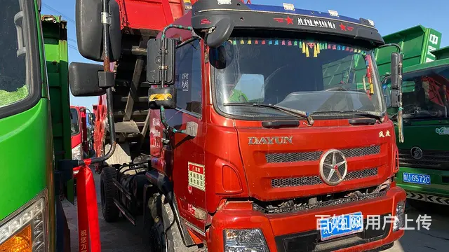 大量蓝牌自卸车 - 图片 4