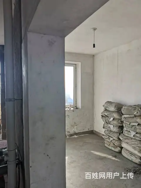 新华镇城建住宅楼六带七复试 135平房本面积70平 毛坯房 - 图片 8