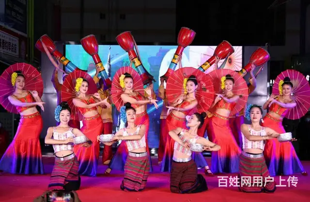 云南舞台搭建、灯光音响、LED屏、桌椅、桁架、篷房 - 图片 2