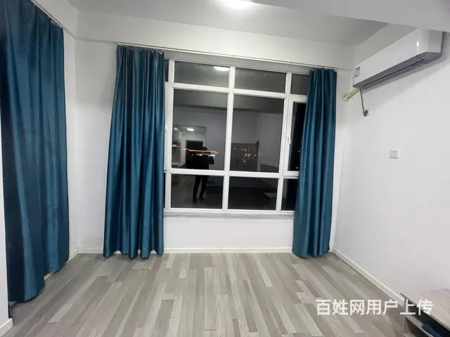 临港 精装公寓 近四中 家家悦楼下 免费停车 - 图片 3