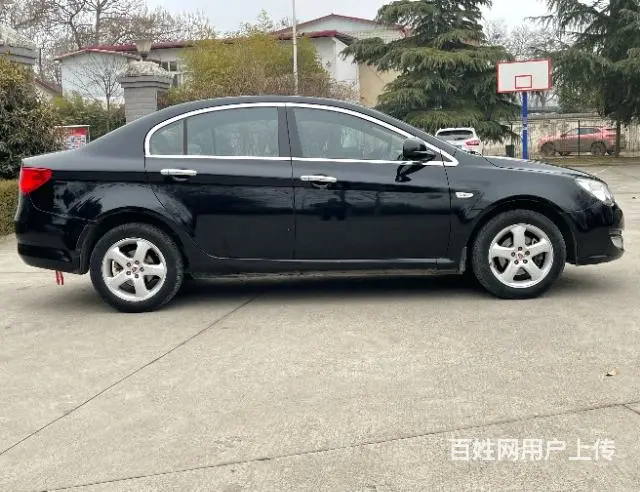 荣威 荣威350 2013款 350S 1.5 手动 讯驰版 - 图片 4