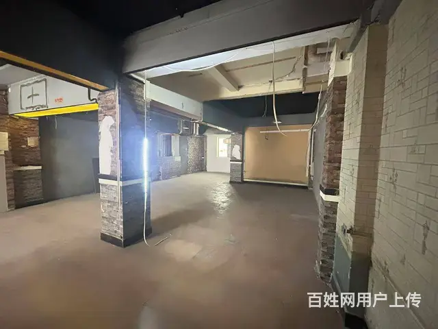 1030  包职门口空铺 临街纯一层 没有转让费 可做任何 - 图片 6
