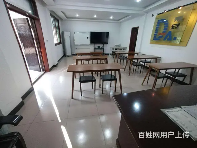 新华北街 建民小区 一楼带100平方大院 - 图片 2