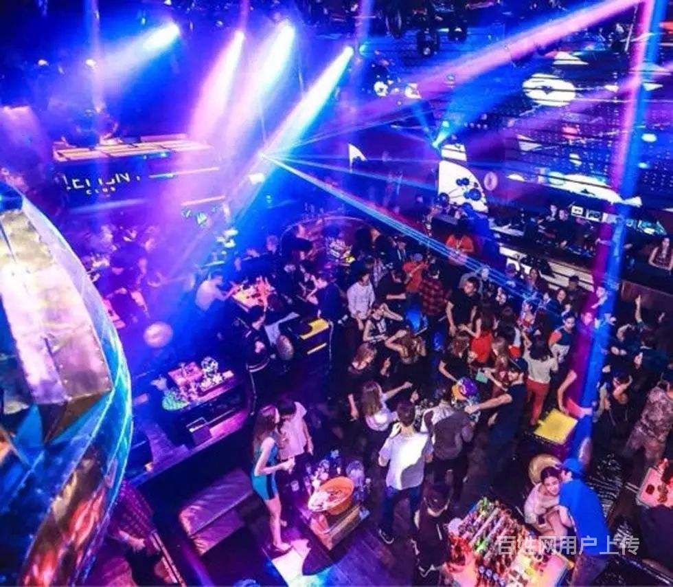 长沙12兽酒吧洋酒价格/长沙酒吧订台要钱吗