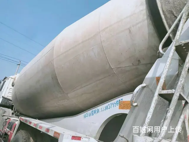 出售19年二手德龙大20方搅拌车375马力前四后八 - 图片 6