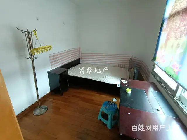 洪山路三室打包出售产权清晰临近一中四小人民公园配套设施齐全 - 图片 5