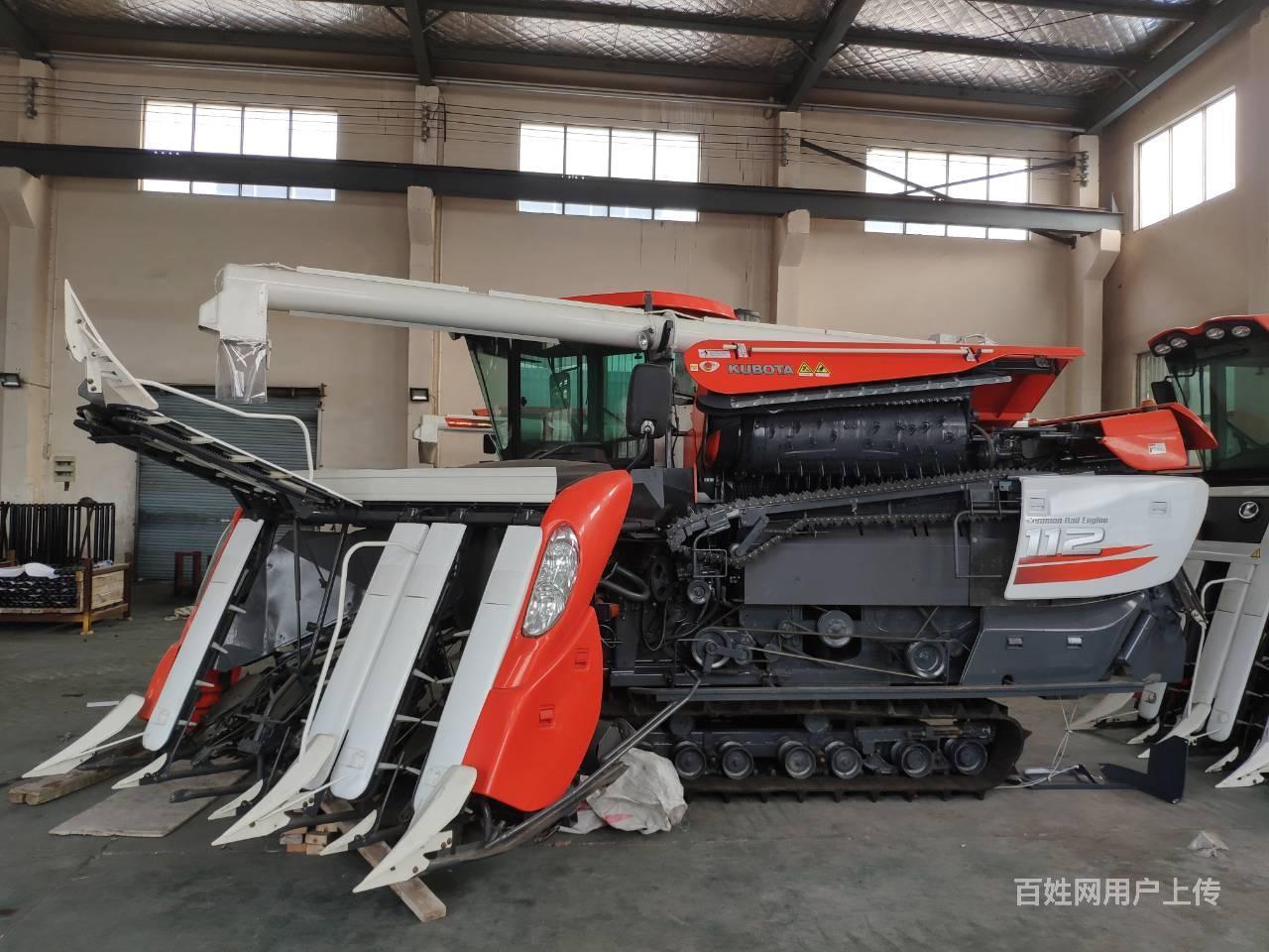 出售进口已保养好的二手久保田收割机dr120