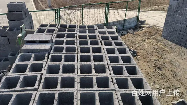 出售 沙子 水泥 红砖 河石 炉灰 空心砖 - 图片 7