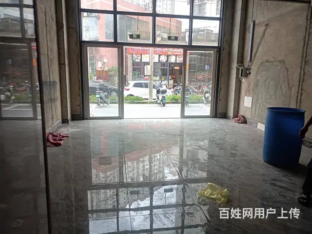 （51旺铺推荐）椰海明珠小区门口92平旺铺招租 - 图片 1