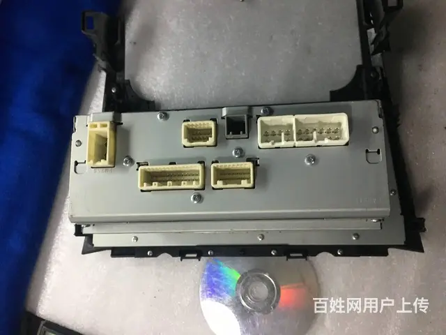 途锐原车CD主机 - 图片 7