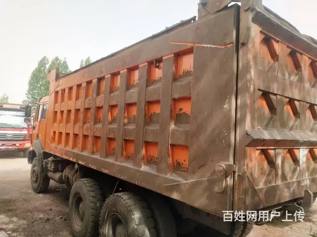 出售18年北奔后八轮自卸车380马力，大箱5.8米 - 图片 3