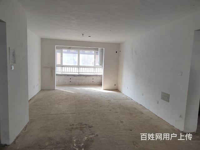 低价出售个人房屋，直接更名大产权的图片