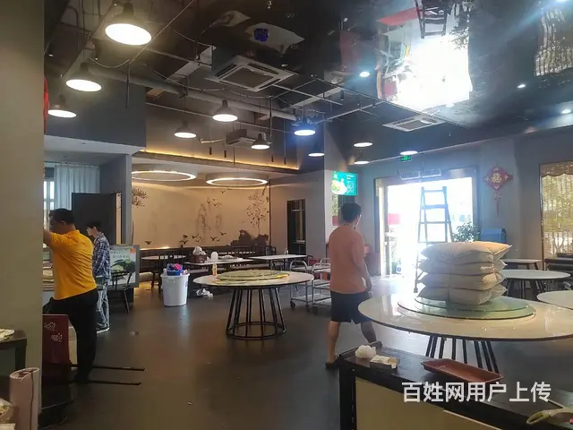 （51旺铺推荐）西海岸国际会展中心对面400平旺铺出租 - 图片 2