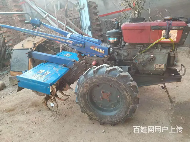 12马力手扶拖拉机 - 图片 1