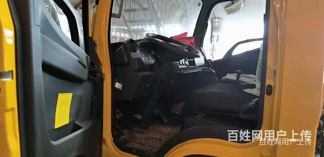 一汽解放牵引拖车 首付1万提车的图片