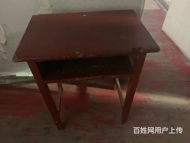急售低价出售白板，和单人书桌 - 图片 3