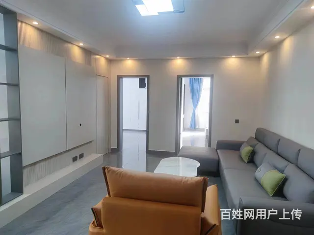 上高银海超市旁精装四房两卫送家私停车位近敖小随时看房 - 图片 1