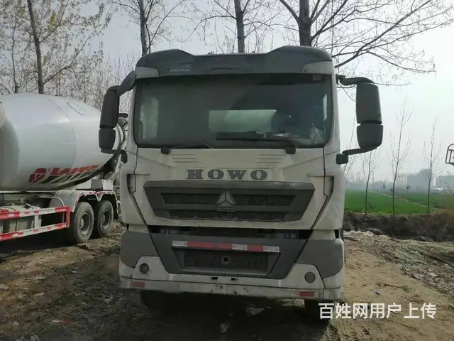 出售轻量化17年二手豪沃 大12方搅拌车340马力 - 图片 2