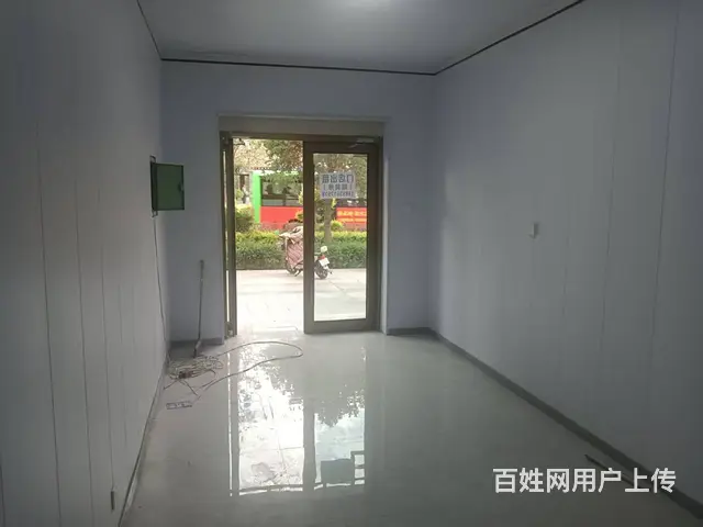 （帮选铺）一酒泉市东关菜市场北面向东20米临街门店空店出租 - 图片 2