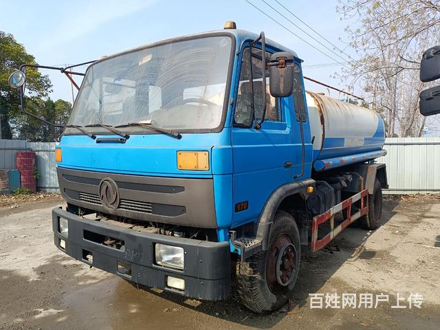 出售六缸康明斯纯新库存12方洒水车的图片