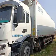 出售东风天锦前四后四9.6米冷藏车