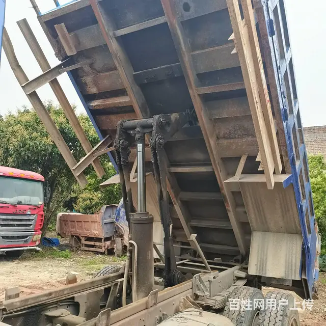 15年12️月上牌重汽王牌 自卸车全车原版原漆 - 图片 4