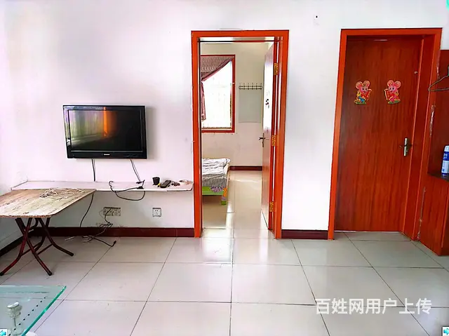 Z9538兴旺东区精装实图 有暖气天然气空调 床 - 图片 1
