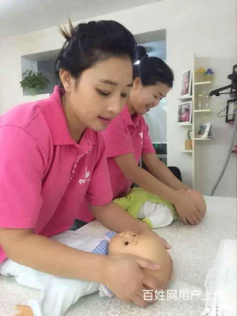 小叶叶家政大量优秀半天和全天的保姆育婴嫂护工钟点工 - 图片 7
