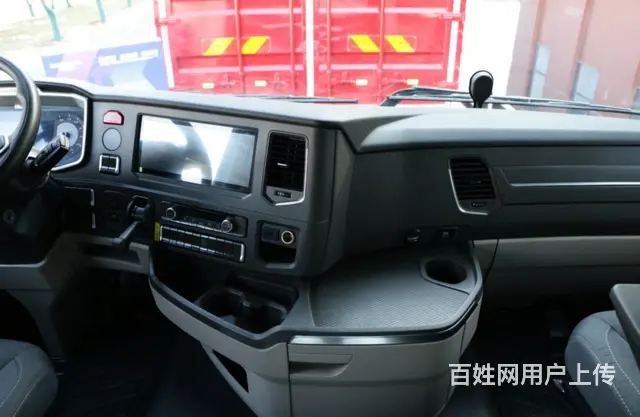 全新自动挡 重汽豪沃9米6 飞翼厢式货车 国6 - 图片 4
