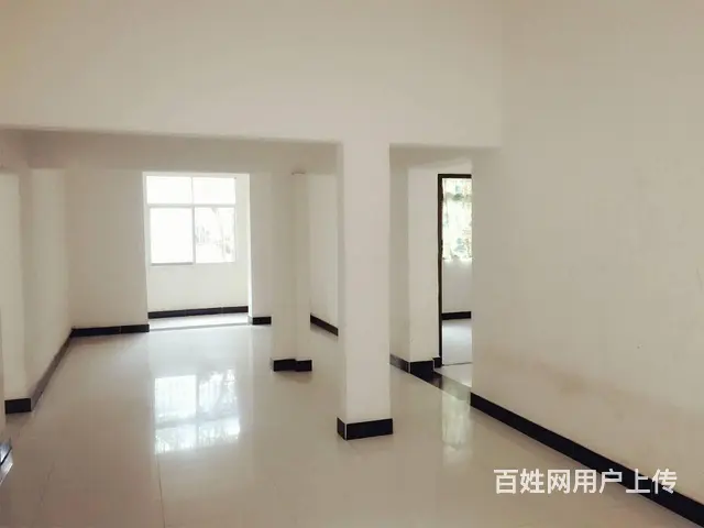 小溪塔发展大道五室1厨2卫 普通住宅0厅 中等装修 - 图片 3