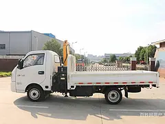 国六蓝牌微型120马力2吨随车吊 厂家包上牌