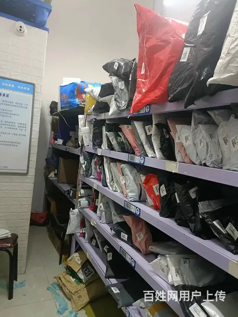 7968（七P）个人城中区红星天铂口快递驿站对外转让 - 图片 1