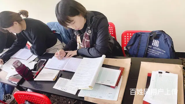 滨州大润发附近会计初级职称会计实操报税培训的图片