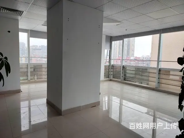 白菜价 珠海市中心 恒和中心193㎡ 精装写字楼 9600 - 图片 3
