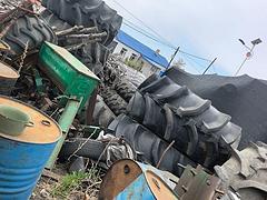 出售3518大胎。215瑶台。