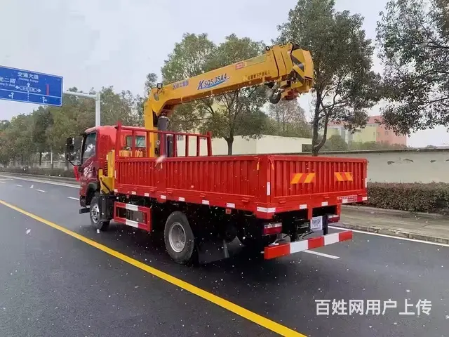 160马力重汽小黄牌随车吊 徐工2吨6.3吨随车吊 特价现车 - 图片 2