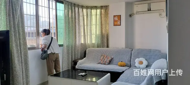 解放路鸿运数码广场附近有房出租 普通住宅1厅 精装修 - 图片 1