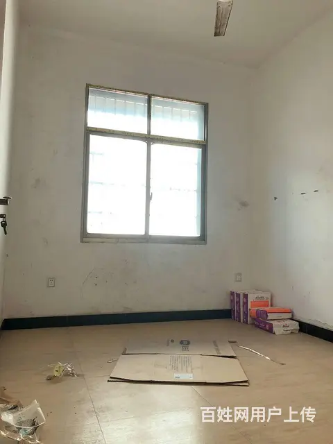 房东直租)开福凤羽村200平仓库，带120平住房仓库，可分租 - 图片 12