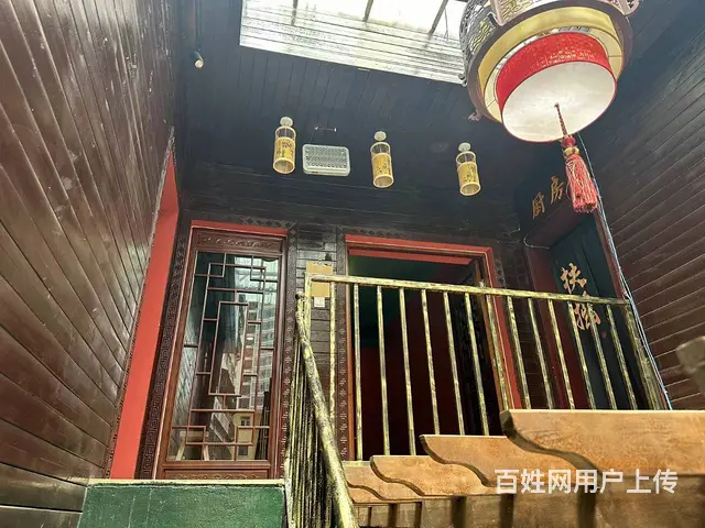 5673（金铺网）广场附近繁华路段独栋餐饮店对外转让 - 图片 1